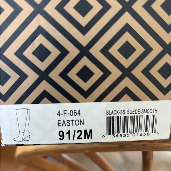 Wedge suede and leather, worn twice like new - Picture 4 of 5